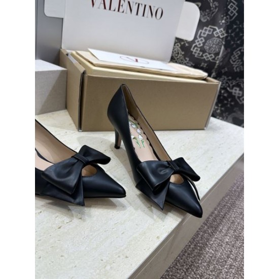 2026春夏新作 VALENTINO ヴァレンティノ ハイヒール 定番人気ソフトデザイン