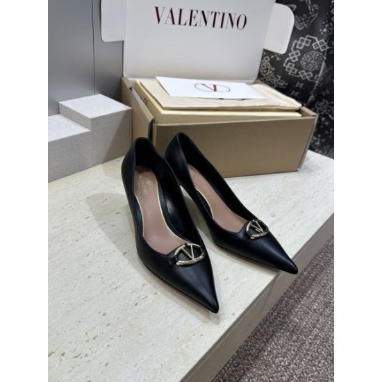 VALENTINO 2026春夏 ヴァレンティノ ハイヒール 上品カラーモデル