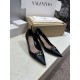 VALENTINO 2026春夏 ヴァレンティノ ハイヒール 上品カラーモデル