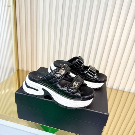 2026SS CHANEL シャネル サンダル・ミュール 足元を美しく見せるデザイン