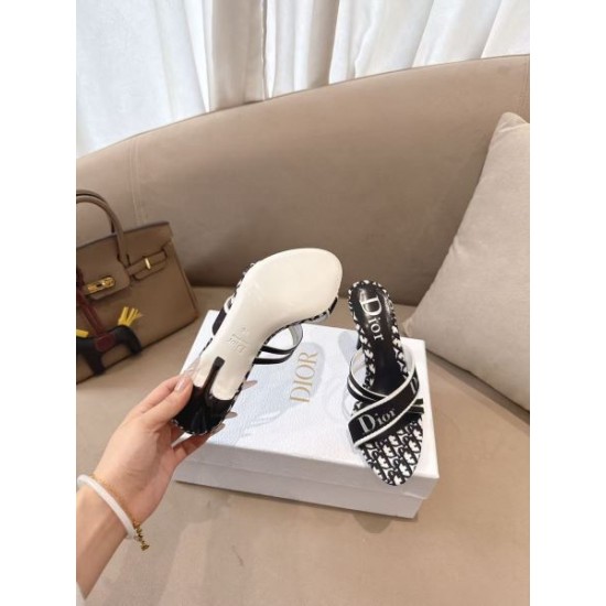 DIOR 2026SS ディオール サンダル・ミュール ロングシーズン対応デザイン