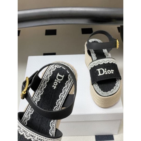 DIOR 2026新作 ディオール サンダル・ミュール レディース向け上質モデル