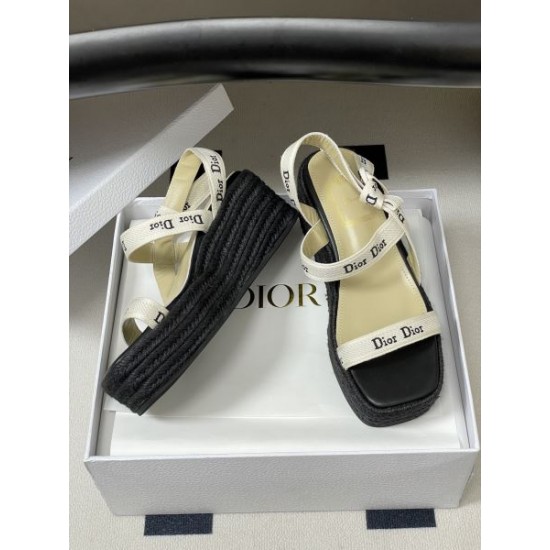 DIOR 2026SS ディオール サンダル・ミュール 上品なレディースデザイン
