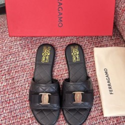 2026春夏新作 FERRAGAMO サルヴァトーレ フェラガモ サンダル・ミュール 幅広い層におすすめモデル