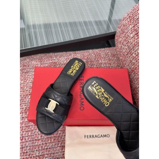 2026春夏新作 FERRAGAMO サルヴァトーレ フェラガモ サンダル・ミュール 幅広い層におすすめモデル