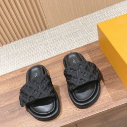 LOUIS VUITTON 2026新作 ルイヴィトン サンダル・ミュール 大人カジュアルスタイル