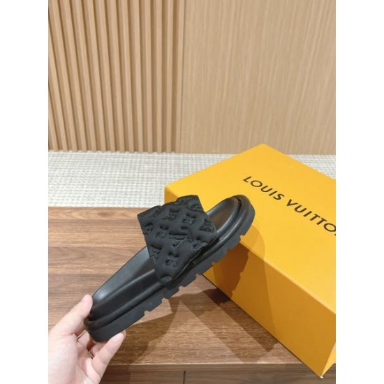 LOUIS VUITTON 2026新作 ルイヴィトン サンダル・ミュール 大人カジュアルスタイル