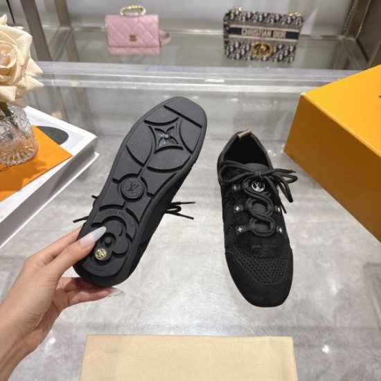 2026春夏新作 LOUIS VUITTON ルイヴィトン スニーカー ギフトにも最適なモデル
