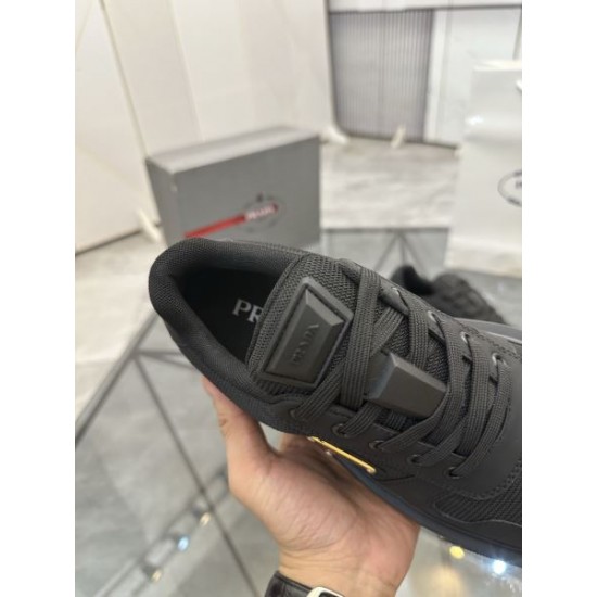 2026最新作 人気モデル PRADA プラダ スニーカー トレンドシューズ カジュアルコーデ