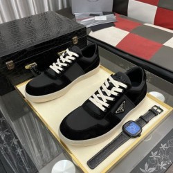 2026春夏新作 特別価格 PRADA プラダ スニーカー おしゃれ ブランド靴