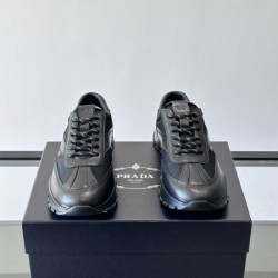 2026最新 PRADA プラダ スニーカー 人気デザイン 新作モデル メンズ レディース