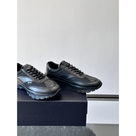 2026最新 PRADA プラダ スニーカー 人気デザイン 新作モデル メンズ レディース