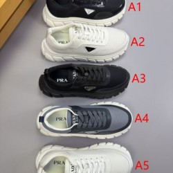 2026春夏新作 夏コーデを彩る PRADA プラダ スニーカー トレンドアイテム