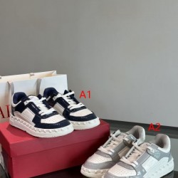 2026春夏新作 夏に取り入れたい VALENTINO ヴァレンティノ スニーカー 人気モデル