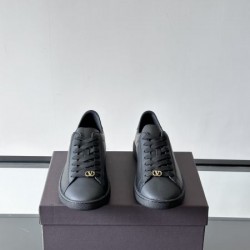 2026春夏新作 人気モデル VALENTINO ヴァレンティノ スニーカー メンズ レディース