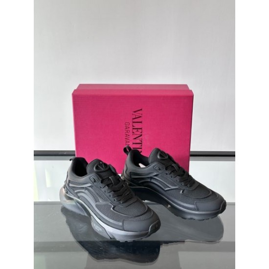 2026最新 流行注目ブランド VALENTINO ヴァレンティノ スニーカー トレンド靴