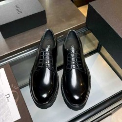 2026春夏注目モデル DIOR ディオール ビジネスシューズ 上品コーデ ブランド靴