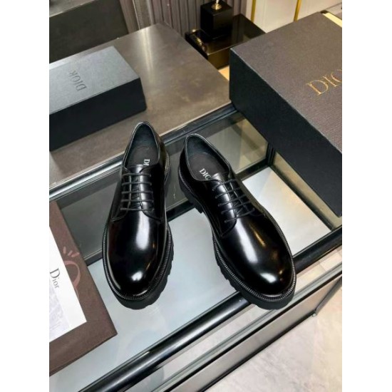 2026春夏注目モデル DIOR ディオール ビジネスシューズ 上品コーデ ブランド靴