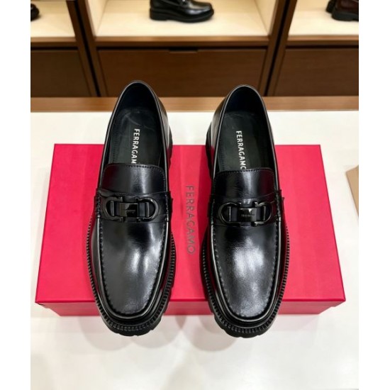 2026春夏新作 印象に残るデザイン FERRAGAMO サルヴァトーレ フェラガモ ビジネスシューズ