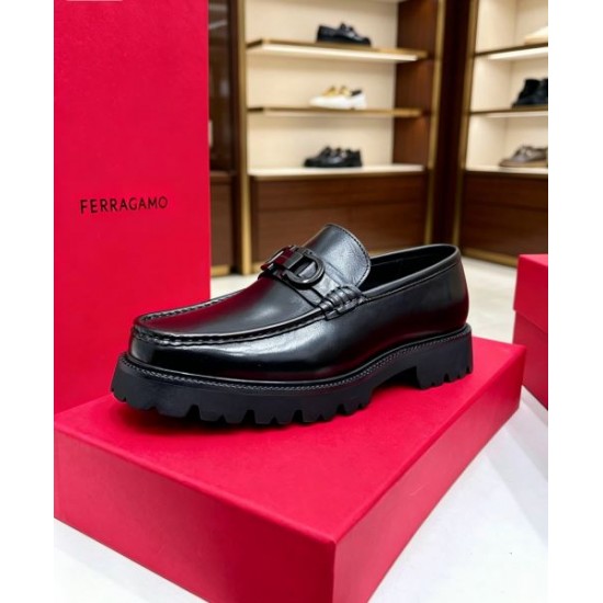 2026春夏新作 印象に残るデザイン FERRAGAMO サルヴァトーレ フェラガモ ビジネスシューズ