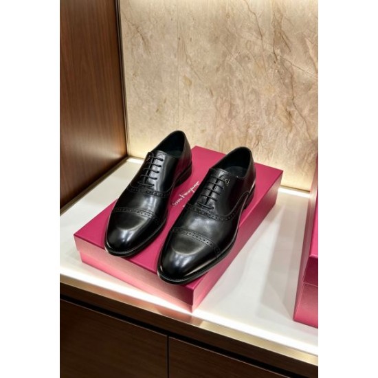 2026新作 話題のブランドアイテム FERRAGAMO サルヴァトーレ フェラガモ ビジネスシューズ