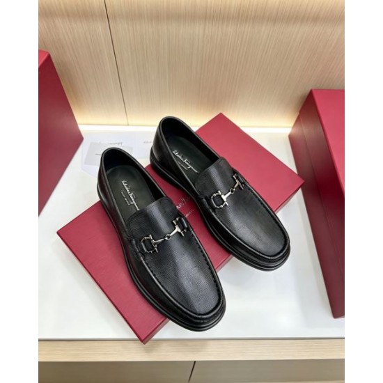 2026新作 シンプルデザイン FERRAGAMO サルヴァトーレ フェラガモ ビジネスシューズ