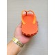 2026春夏新作 夏気分を彩る CHRISTIAN LOUBOUTIN クリスチャンルブタン サンダル 高級感