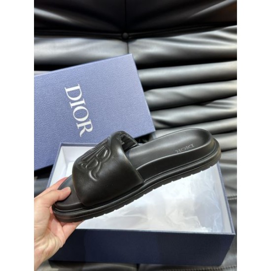 2026新作 リラックス感ある DIOR ディオール サンダル 快適サマースタイル