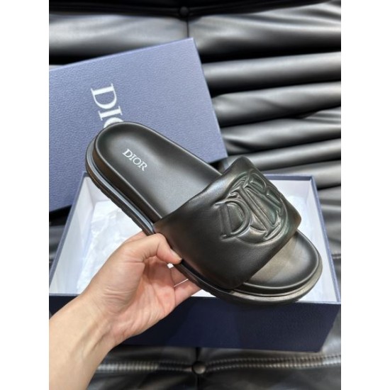2026新作 リラックス感ある DIOR ディオール サンダル 快適サマースタイル