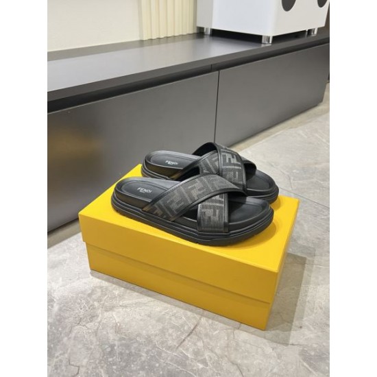 2026春夏新作 注目アイテム FENDI フェンディ サンダル トレンドサマー靴