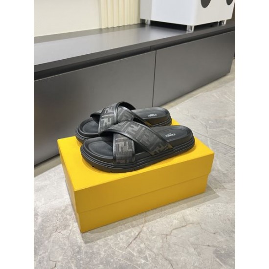 2026春夏新作 注目アイテム FENDI フェンディ サンダル トレンドサマー靴