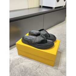 2026新作 人気デザイン FENDI フェンディ サンダル メンズ レディース おしゃれシューズ