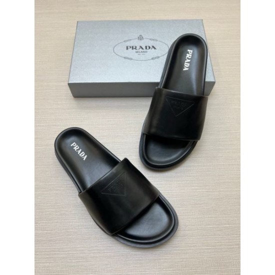 2026春夏新作 続々登場モデル PRADA プラダ サンダル メンズ レディース