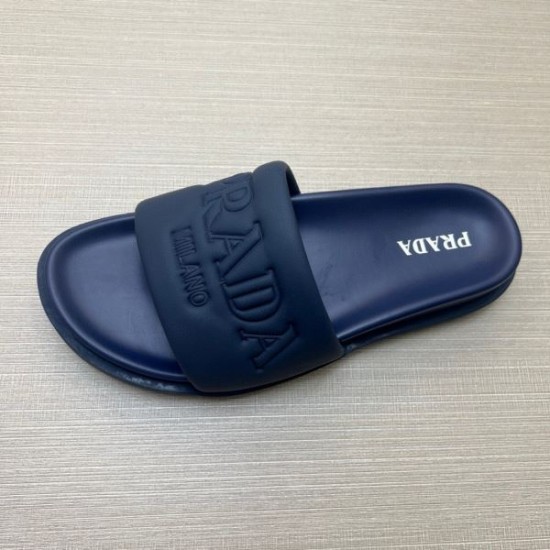 2026最新 トレンドスタイル PRADA プラダ サンダル おしゃれコーデ