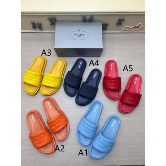 2026最新 トレンドスタイル PRADA プラダ サンダル おしゃれコーデ