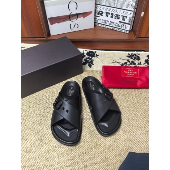 2026春夏新作 高評価モデル VALENTINO ヴァレンティノ サンダル 人気ブランド靴