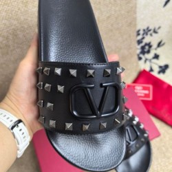 2026最新 今年買い足したい VALENTINO ヴァレンティノ サンダル トレンドアイテム