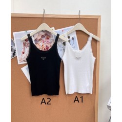 2026新作 PRADA プラダ Tシャツ 夏コーデ 人気アイテム