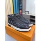 2025FW メンズ カジュアルシューズ LOUIS VUITTON ルイヴィトン 冬の軽やかなコーデにぴったり