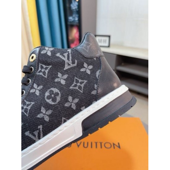 2025FW メンズ カジュアルシューズ LOUIS VUITTON ルイヴィトン 冬の軽やかなコーデにぴったり