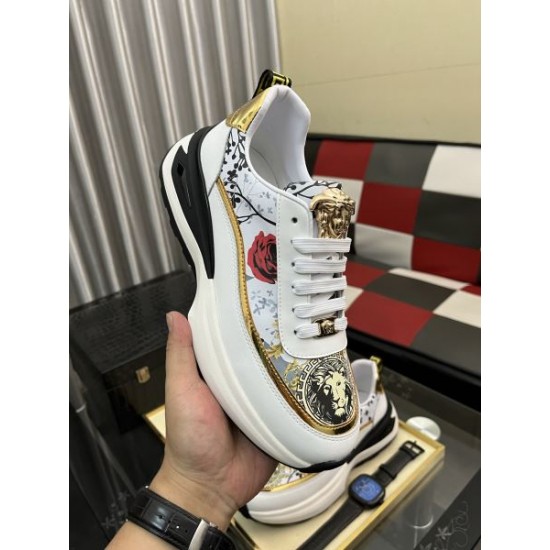 2025FW メンズ カジュアルシューズ VERSACE ヴェルサーチェ 存在感絶大！注目のスタイル