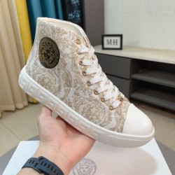 2025FW メンズ カジュアルシューズ VERSACE ヴェルサーチェ 超人気美品がセール中！