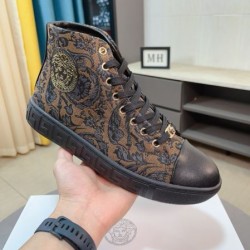 2025FW メンズ カジュアルシューズ VERSACE ヴェルサーチェ 超人気美品がセール中！