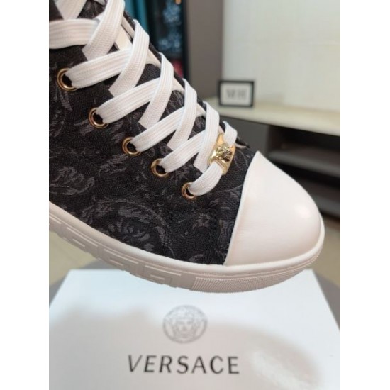 2025FW メンズ カジュアルシューズ VERSACE ヴェルサーチェ 超人気美品がセール中！