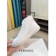 2025FW メンズ カジュアルシューズ VERSACE ヴェルサーチェ 超レアな入手困難品が登場