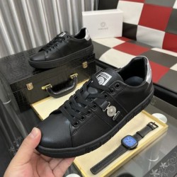 2025FW メンズ カジュアルシューズ VERSACE ヴェルサーチェ 秋冬も引き続き注目のアイテム