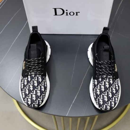 2025FW メンズ スニーカー DIOR ディオール 人気モデルの冬季新作が登場