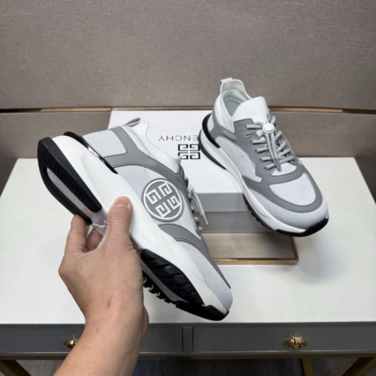 2025FW メンズ スニーカー GIVENCHY ジバンシィ 日本未上陸のブランドで差をつけろ