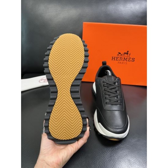 2025FW メンズ スニーカー HERMES エルメス 愛用者が多い定番アイテム