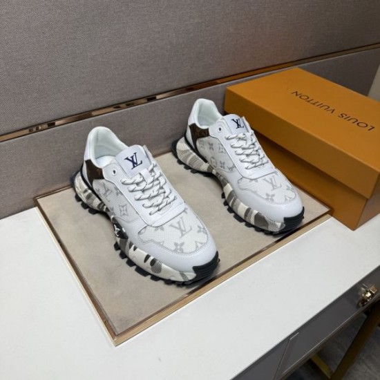2025FW メンズ スニーカー LOUIS VUITTON ルイヴィトン 人気の高さがうかがえる一足